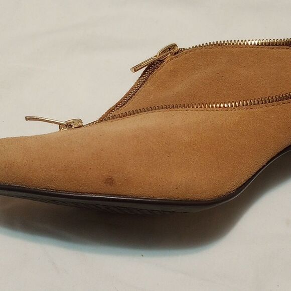Vintage Leather AJ Valenci Tan Zippered Heels - Picture 8 of 12